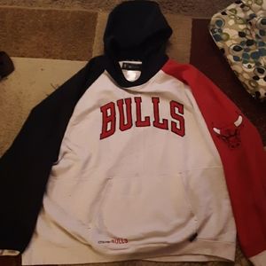 Bulls hoodie